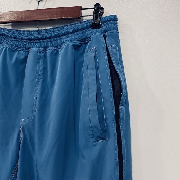 LULULEMON XL Men’s Pacebreaker Lined Running Shorts 10” Blue Black Stripe Casual - Picture 16 of 16